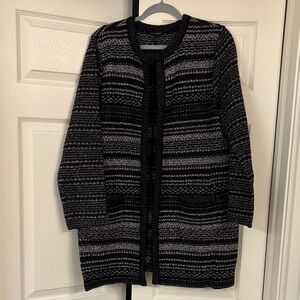 Talbot’s Women's Black, Gray and metallic silver Sweater XL